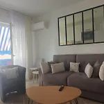 Le Versailles 4 Prs Cosy Carre D Or 아파트