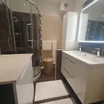 Le Versailles 4 Prs Cosy Carre D Or * Antibes
